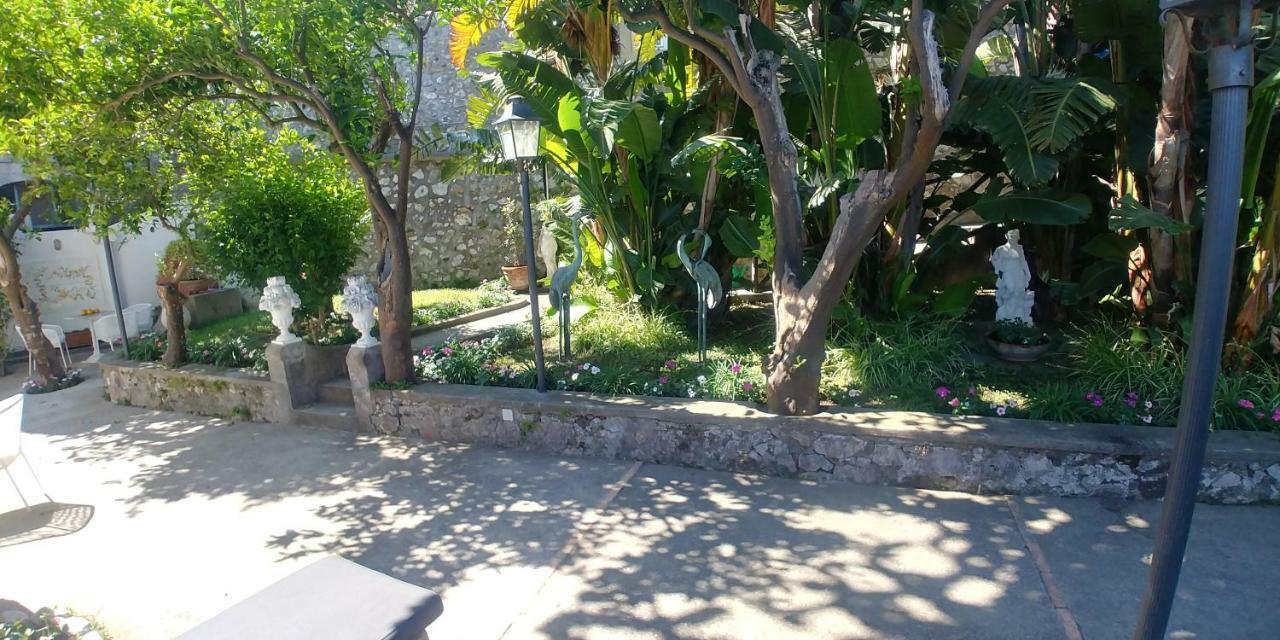 Casa Gaia Hotel Капри Екстериор снимка